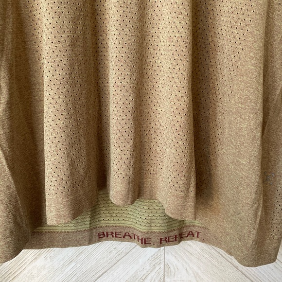 🍋Lululemon Metal Vent Breathe SS🍋 - Picture 8 of 9